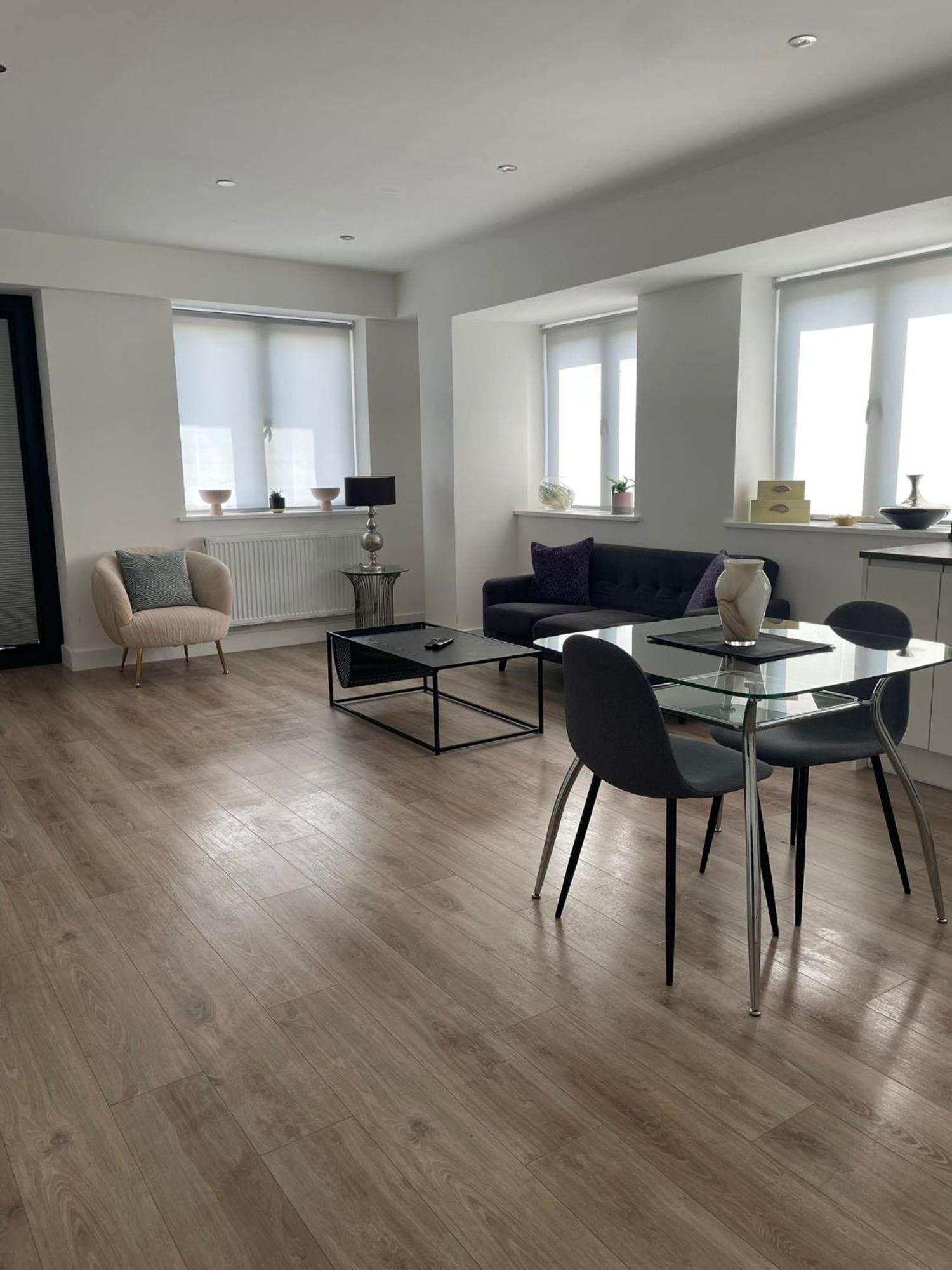 Brand New Luxury With Free Parking And Gym *