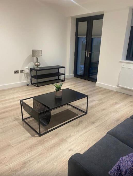 Brand New Luxury With Free Parking And Gym Apartamento Solihull